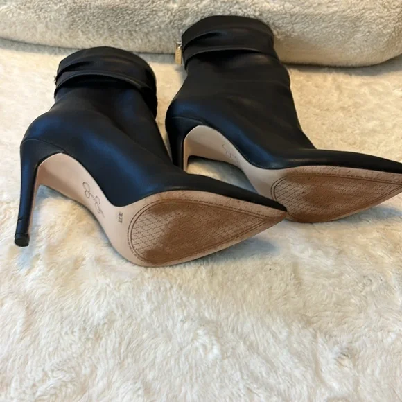 JESSICA SIMPSON Booties - Picture 7 of 10